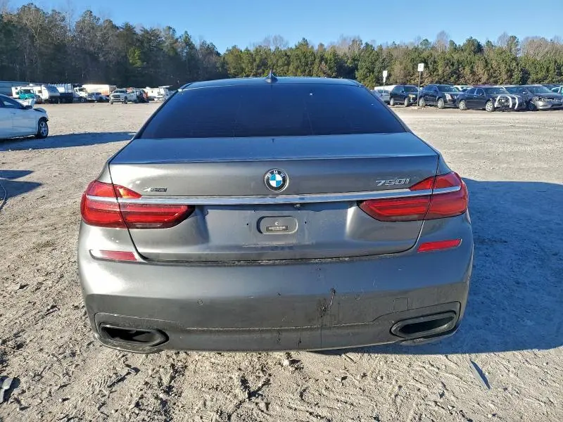2016 BMW 750 XI  
