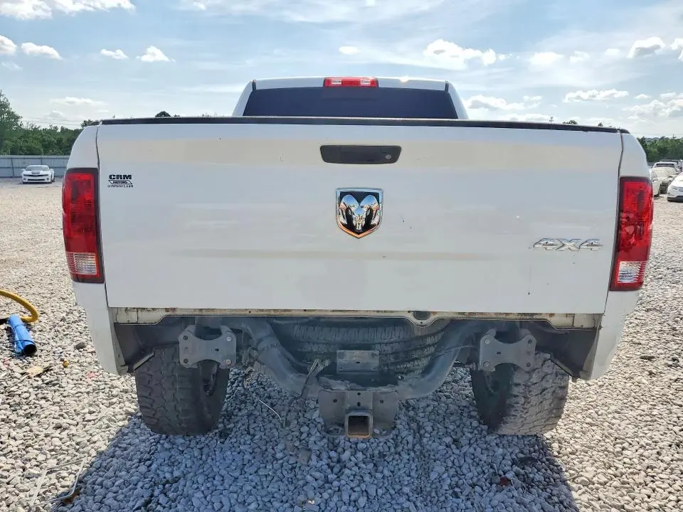 2016 RAM 2500 SLT  