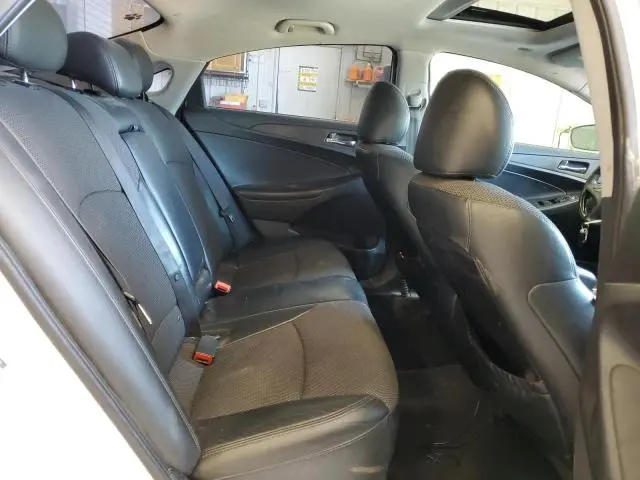2012 HYUNDAI SONATA SE  
