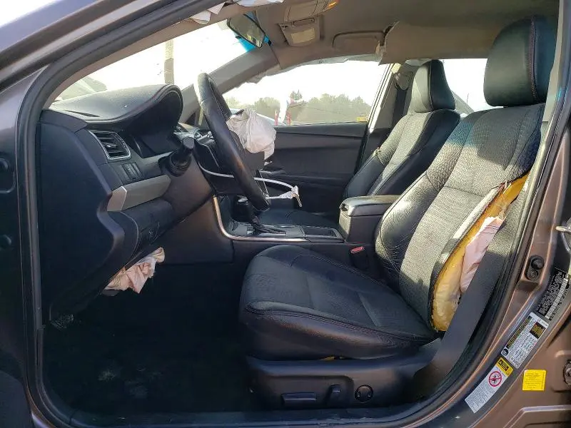 2015 TOYOTA CAMRY LE  