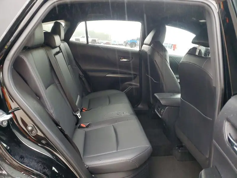 2023 TOYOTA VENZA XLE  