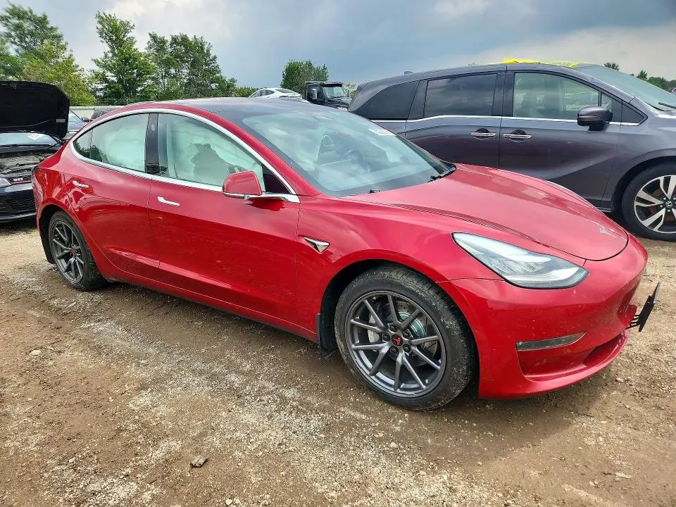 2018 TESLA MODEL 3   