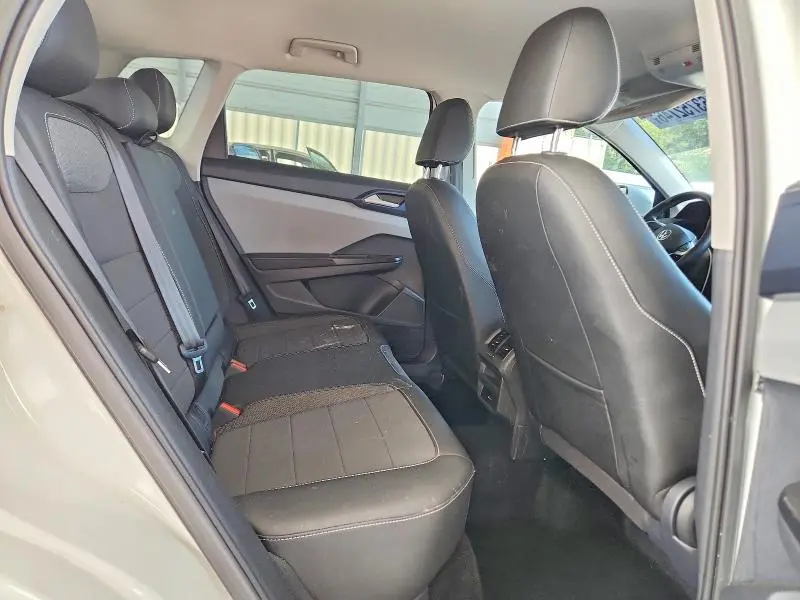 2024 VOLKSWAGEN TAOS SE  