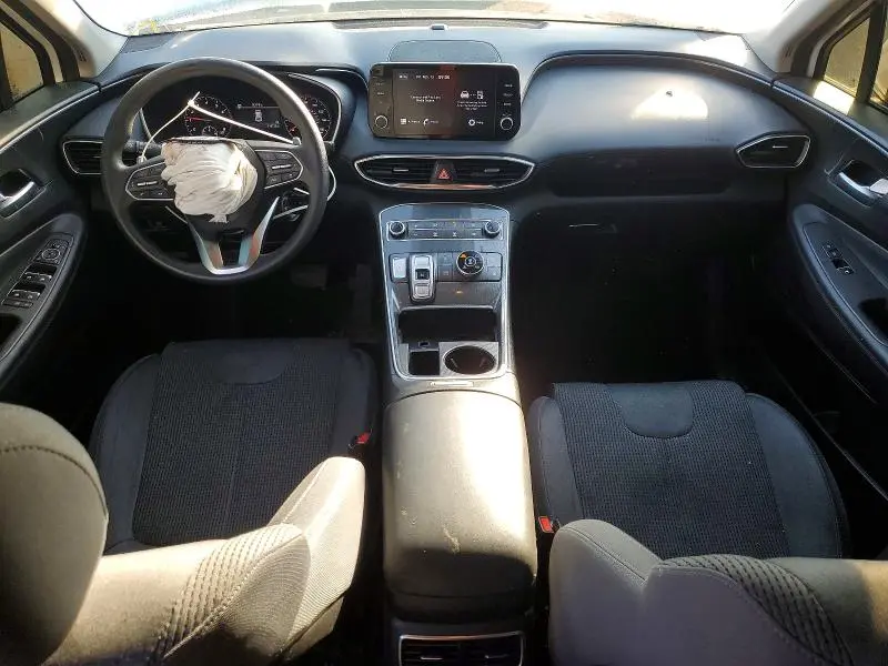 2021 HYUNDAI SANTA FE SE  