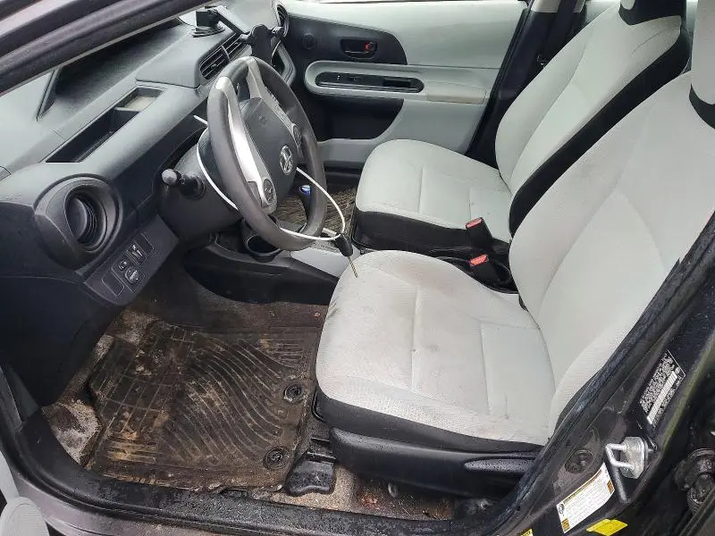 2014 TOYOTA PRIUS C ONE  