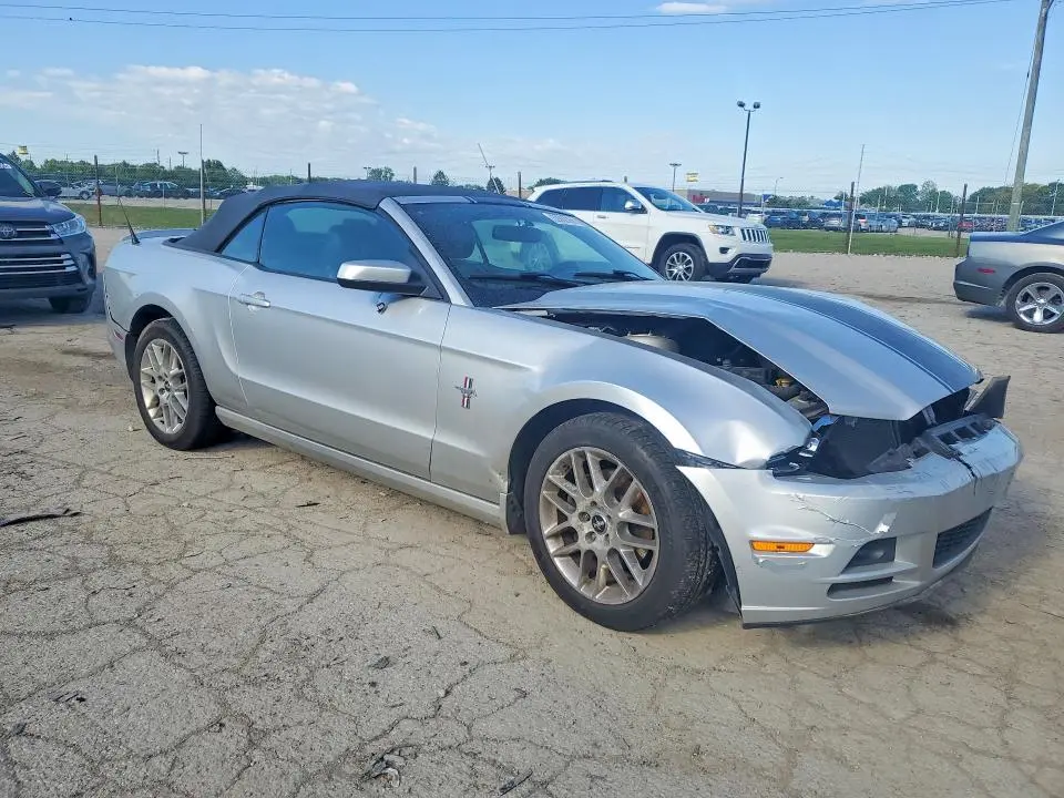 2013 FORD MUSTANG   