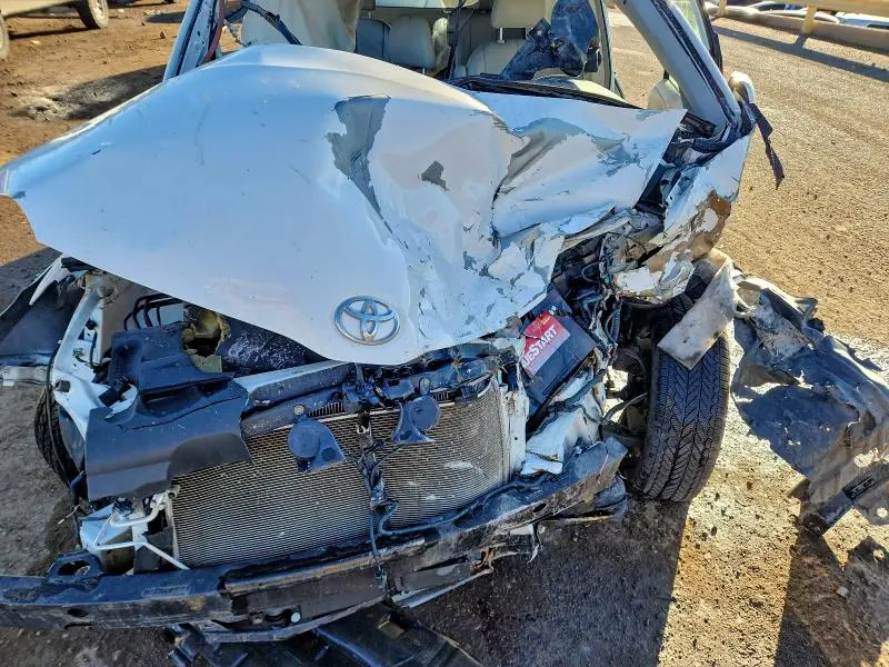 2014 TOYOTA SIENNA XLE  