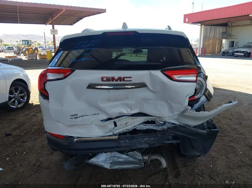 2024 GMC TERRAIN FWD SLT