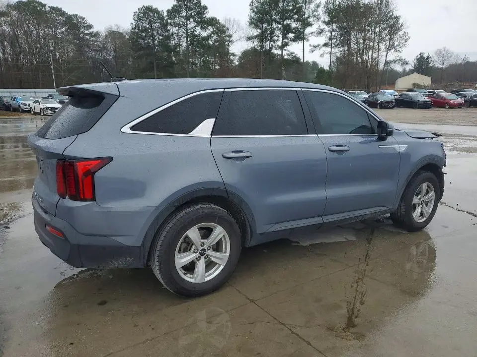2022 KIA SORENTO LX  