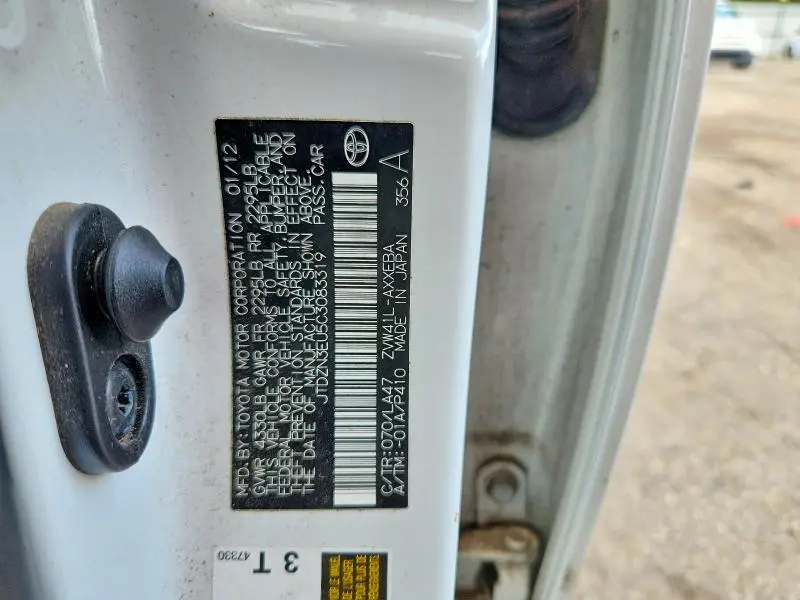 2012 TOYOTA PRIUS V FIVE  
