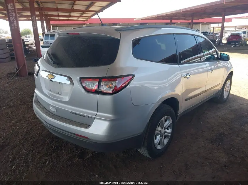 2015 CHEVROLET TRAVERSE LS