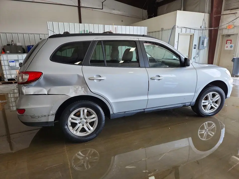 2010 HYUNDAI SANTA FE GLS  