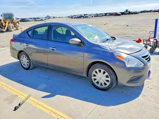 2019 NISSAN VERSA SV  