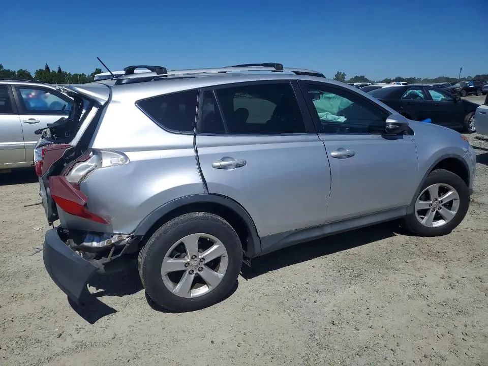2014 TOYOTA RAV4 XLE  