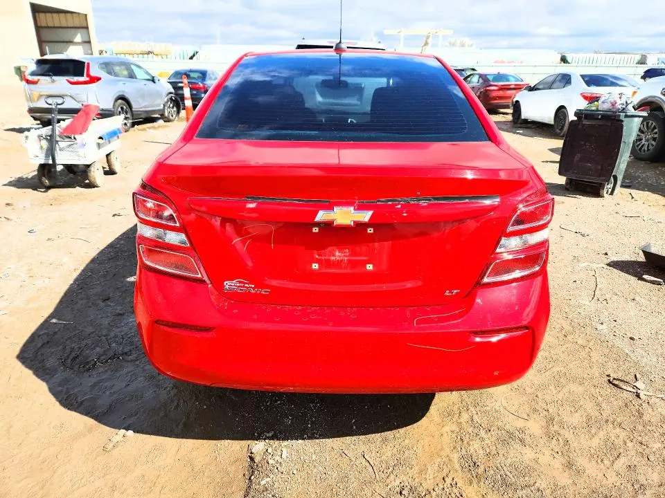 2017 CHEVROLET SONIC LT  