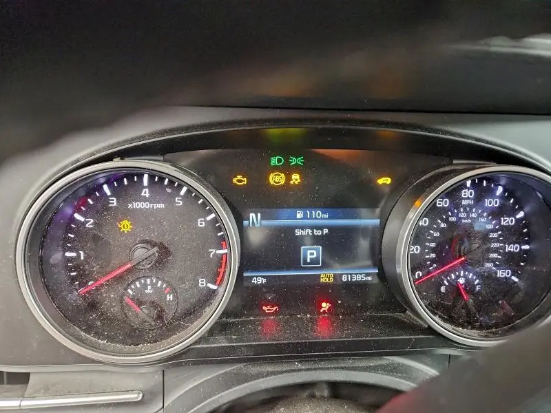 2023 KIA CARNIVAL LX  