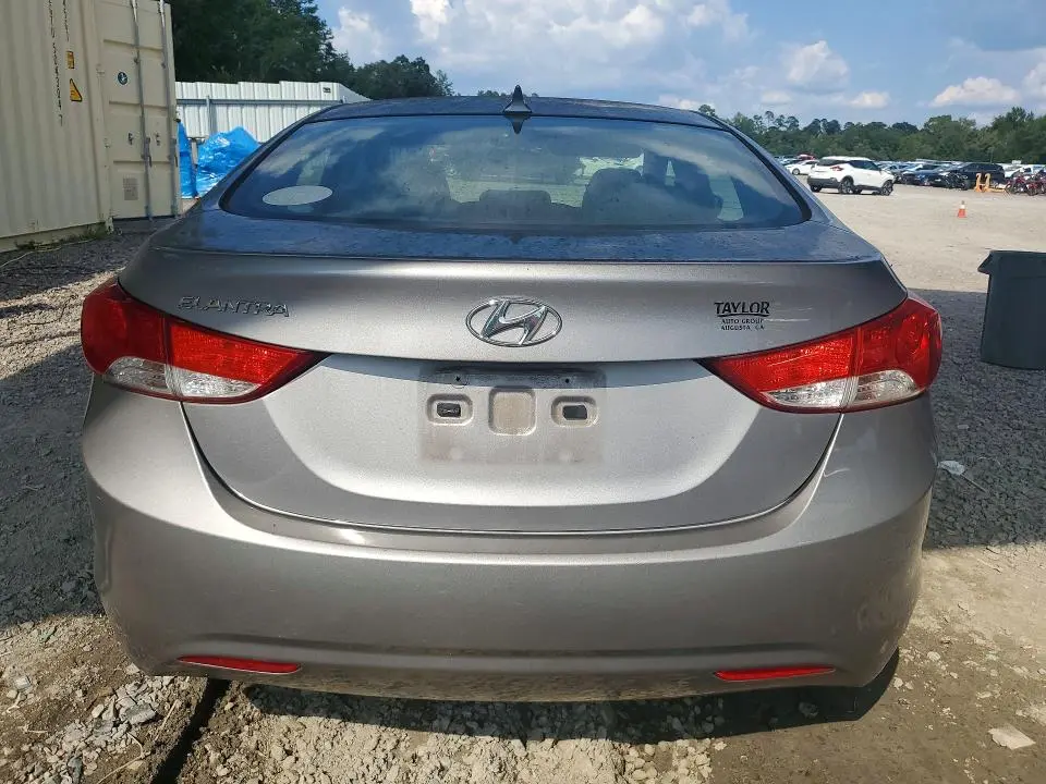 2011 HYUNDAI ELANTRA GLS  