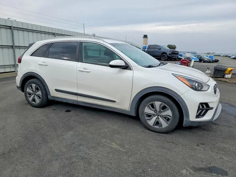 2020 KIA NIRO LX  