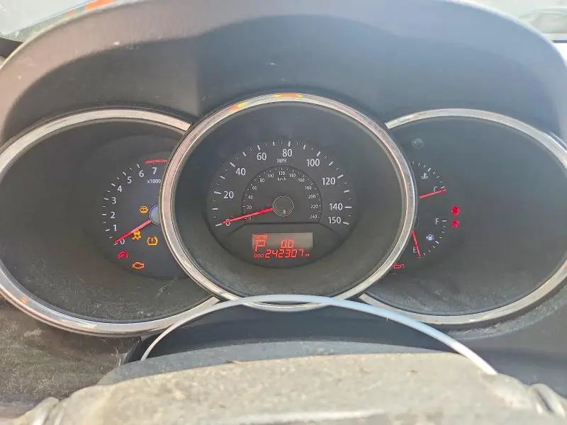 2012 KIA SORENTO LX  