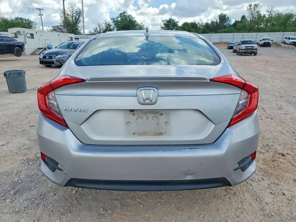 2018 HONDA CIVIC EX  