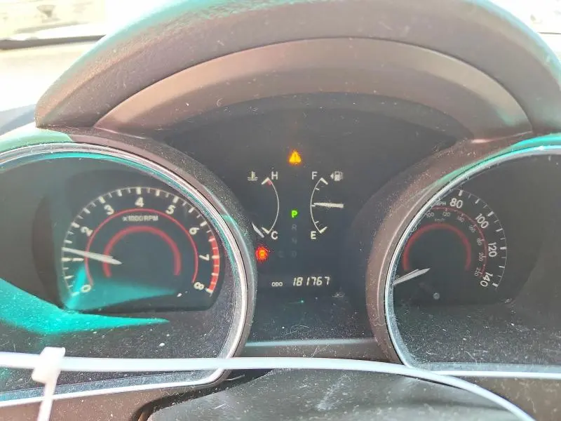 2010 TOYOTA HIGHLANDER SE  