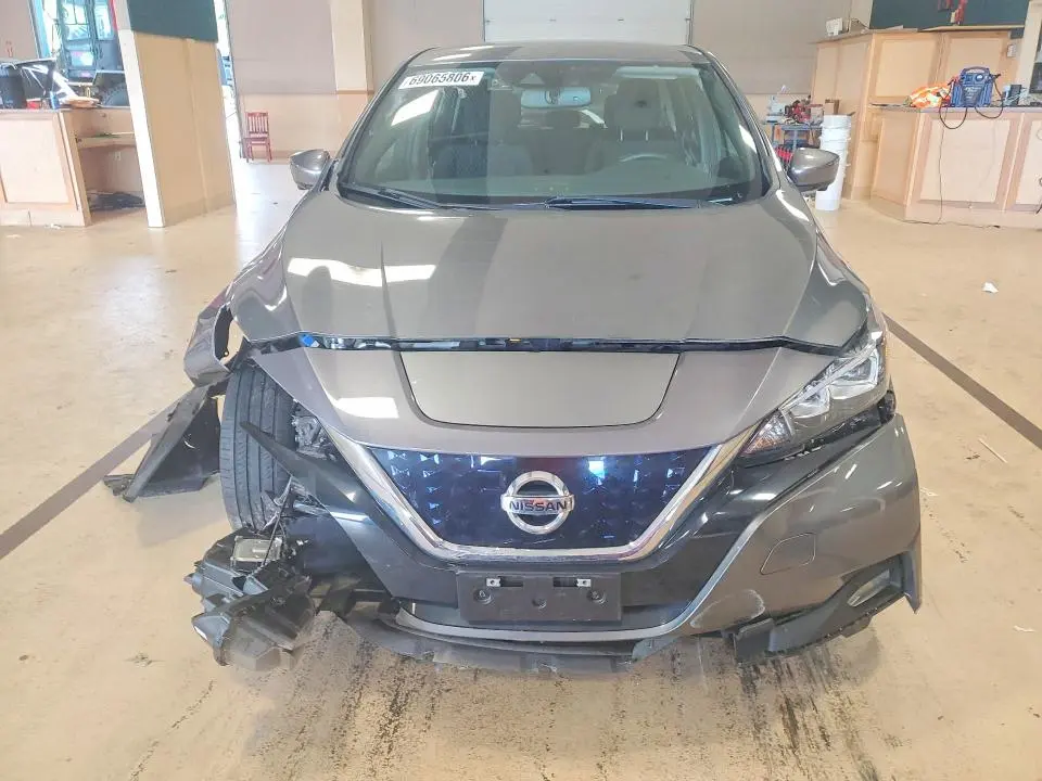 2022 NISSAN LEAF SV PLUS  
