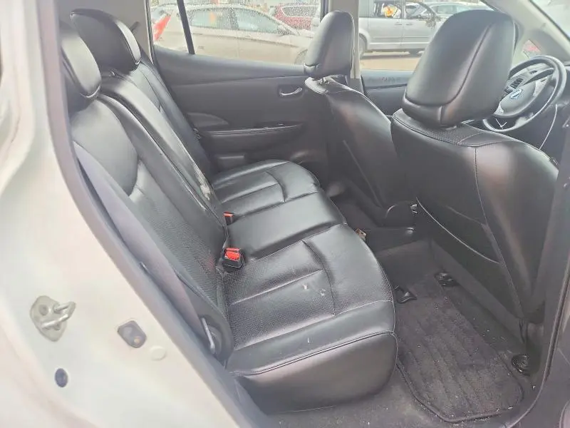 2014 NISSAN LEAF S   