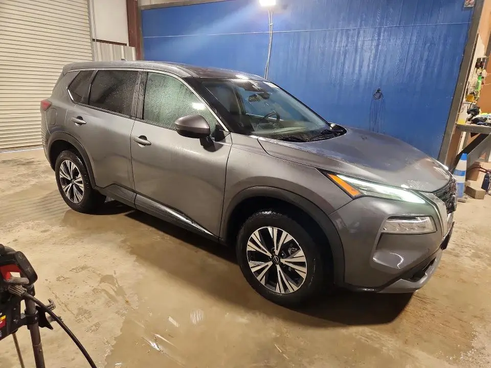 2022 NISSAN ROGUE SV  