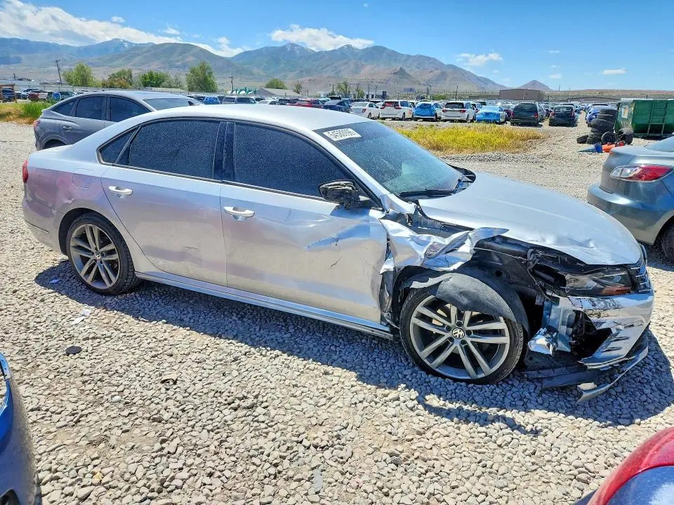 2018 VOLKSWAGEN PASSAT S  