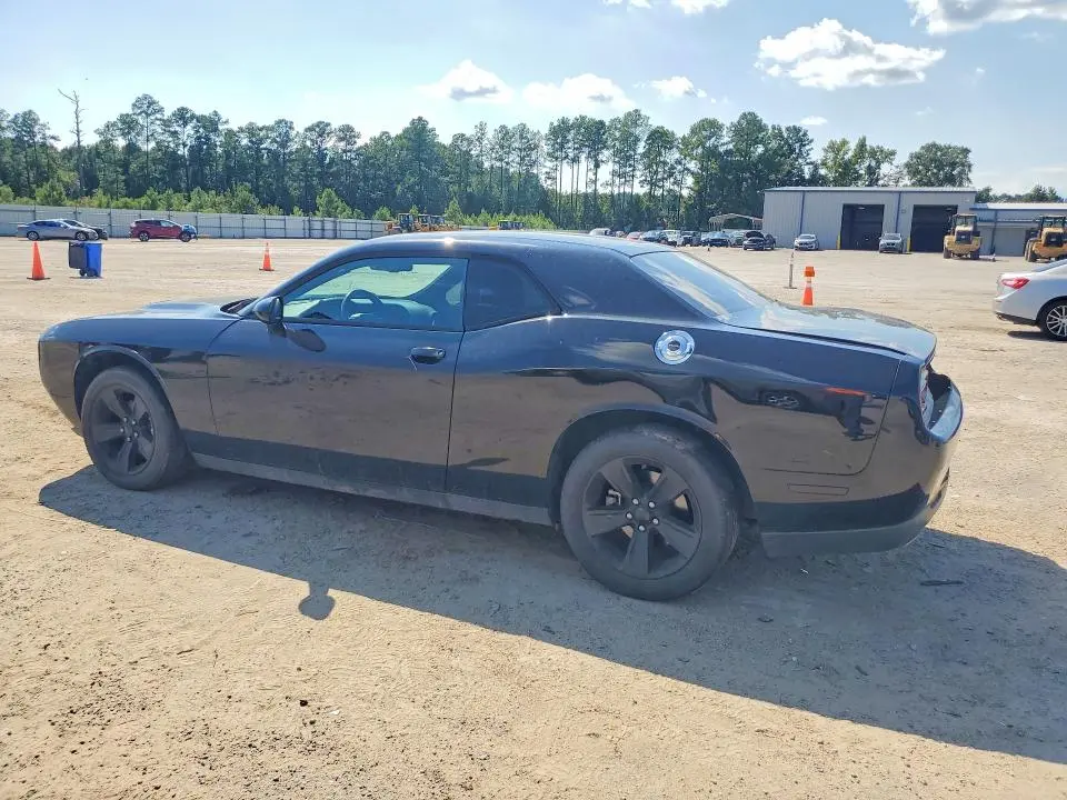 2016 DODGE CHALLENGER SXT  