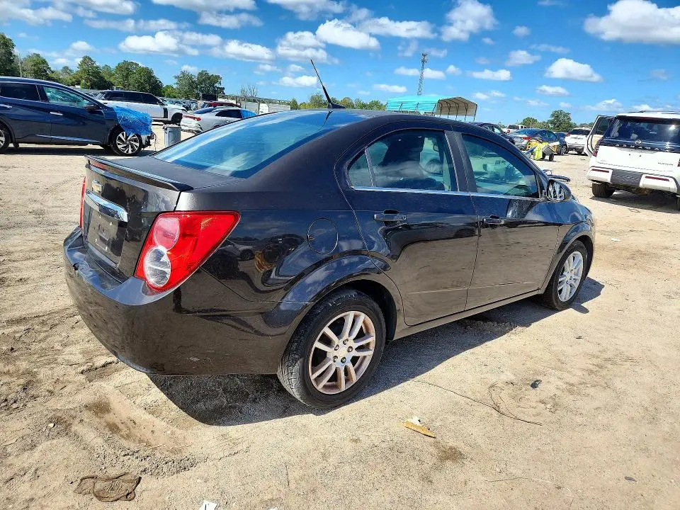 2014 CHEVROLET SONIC LT  