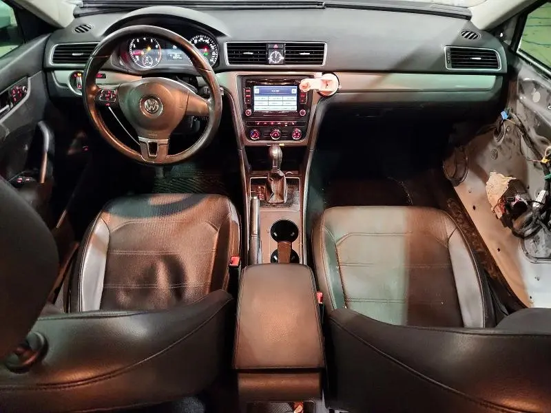 2014 VOLKSWAGEN PASSAT S  