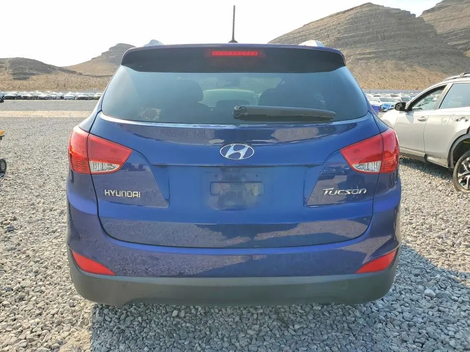 2011 HYUNDAI TUCSON GLS  