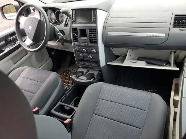 2010 DODGE GRAND CARAVAN SE  