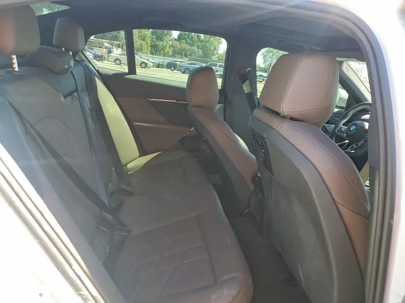 2025 BMW 530 I  