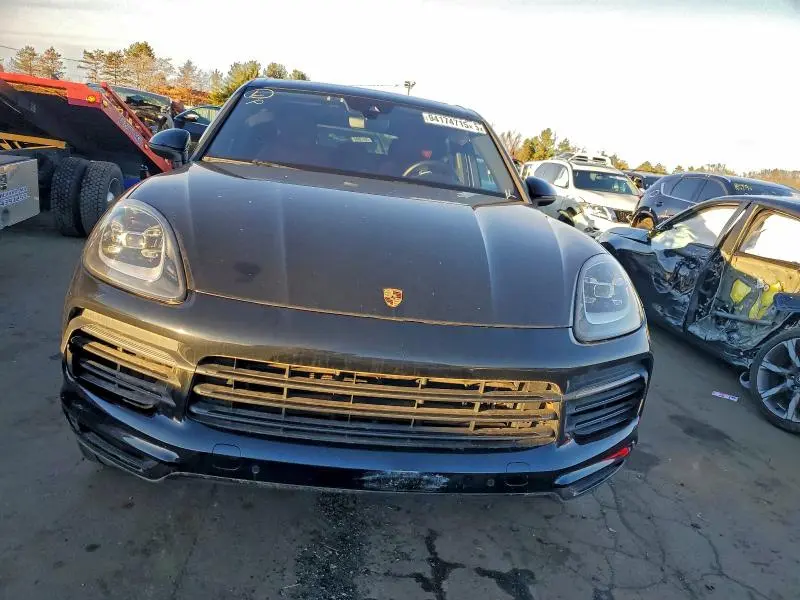 2021 PORSCHE CAYENNE S  
