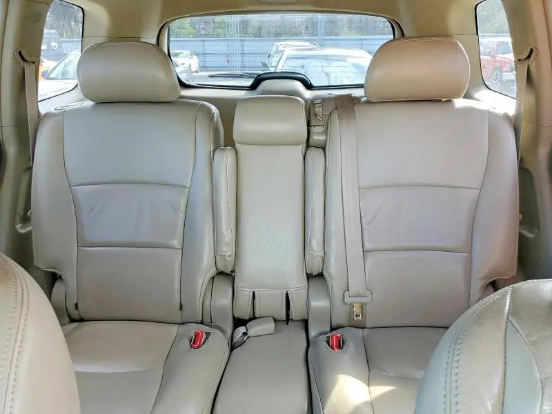 2011 TOYOTA HIGHLANDER BASE  