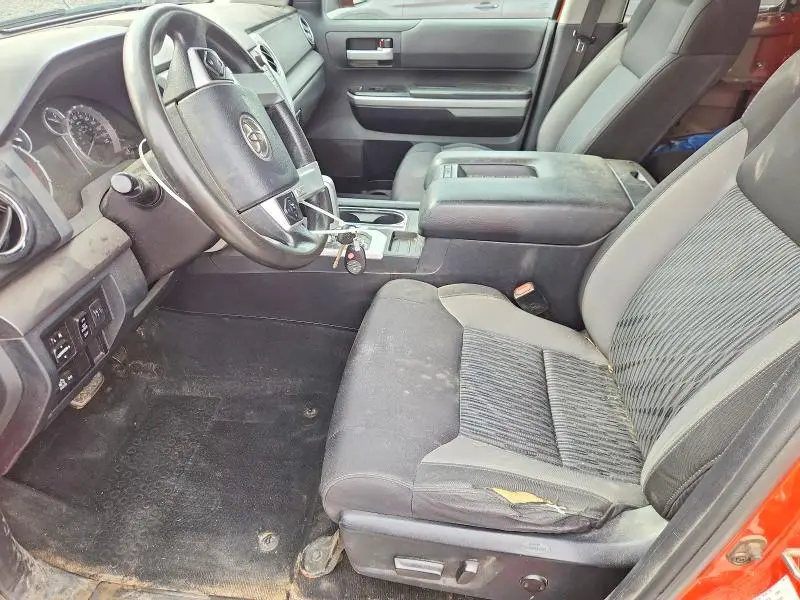 2016 TOYOTA TUNDRA SR5  