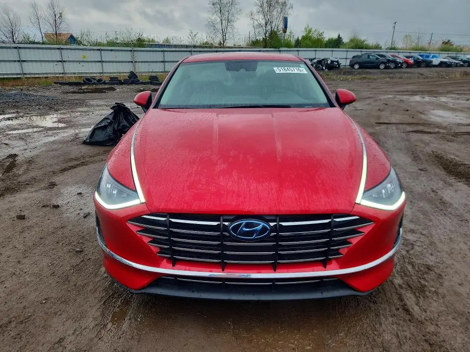 2021 HYUNDAI SONATA SE  