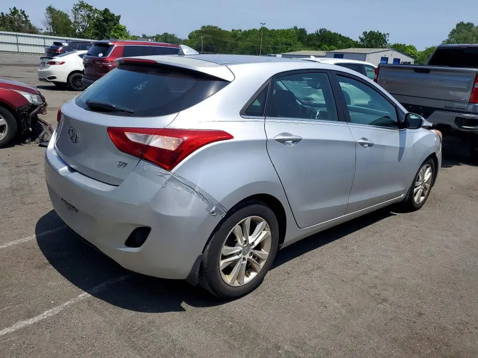 2013 HYUNDAI ELANTRA GT BASE  