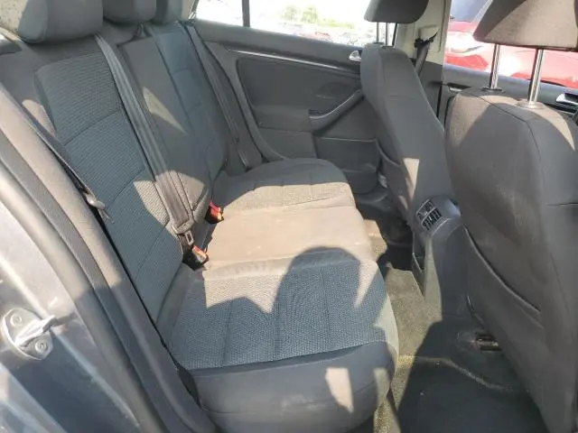 2012 VOLKSWAGEN JETTA S  