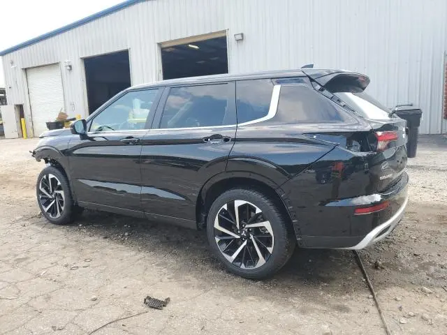 2024 MITSUBISHI OUTLANDER SE  