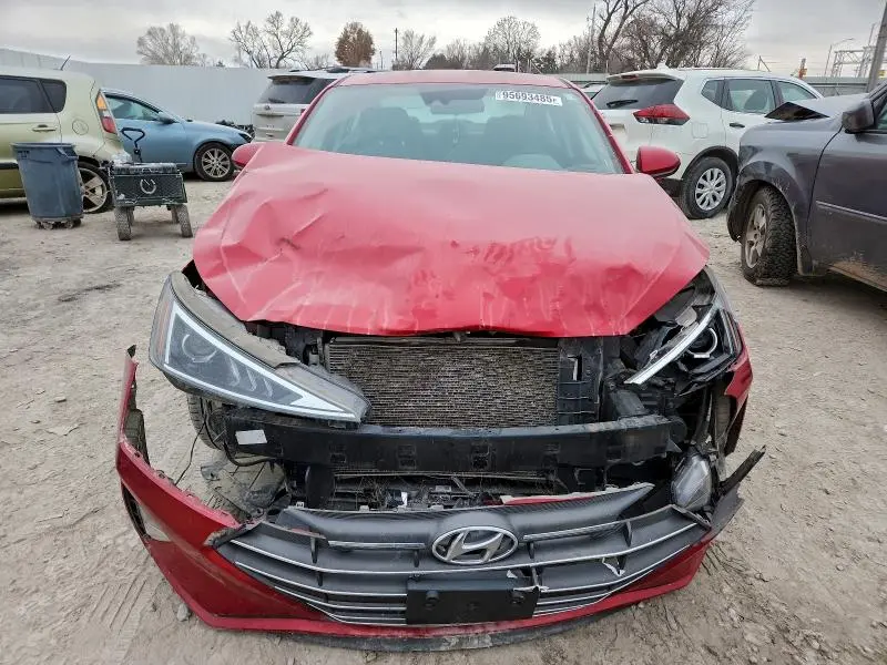 2020 HYUNDAI ELANTRA SEL  