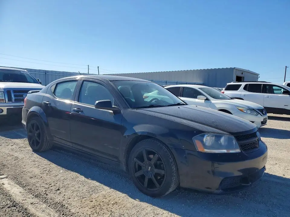 2014 DODGE AVENGER SE  