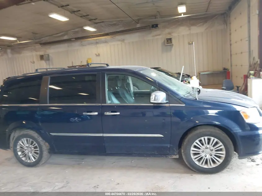 2015 CHRYSLER TOWN & COUNTRY TOURING-L