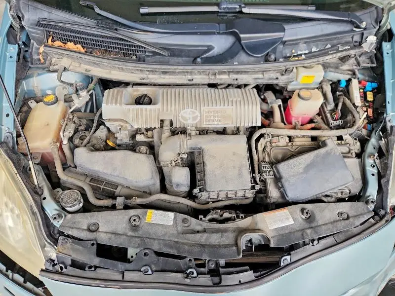 2013 TOYOTA PRIUS TWO  