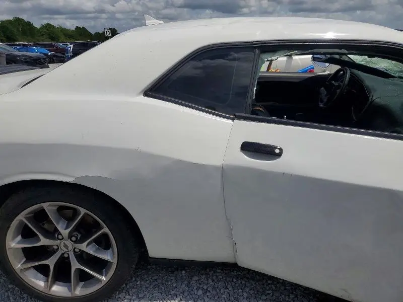 2021 DODGE CHALLENGER SXT  