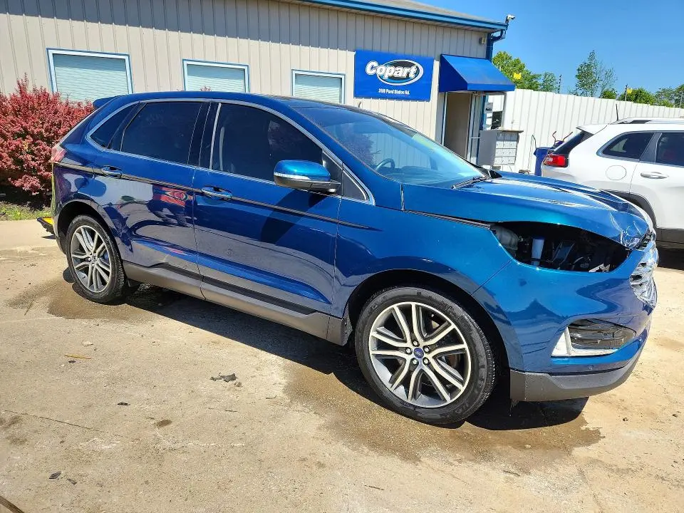 2020 FORD EDGE TITANIUM  
