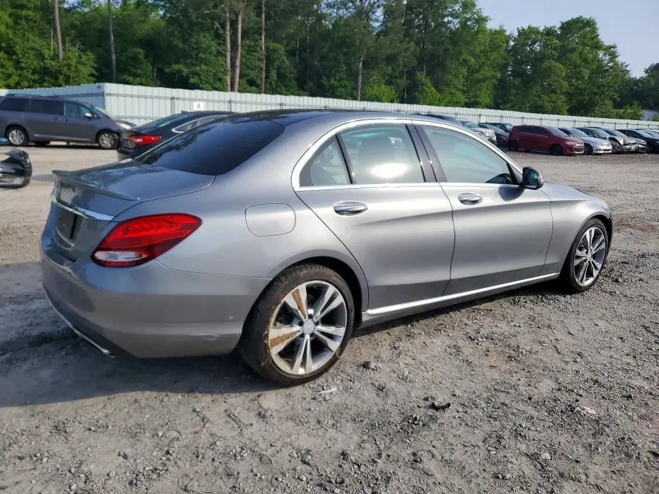 2016 MERCEDES-BENZ C 300  