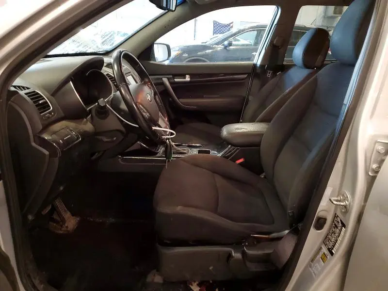 2014 KIA SORENTO LX  